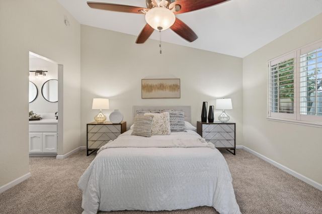 9349 Rolling Glenn Ct, Orangevale, CA 95662