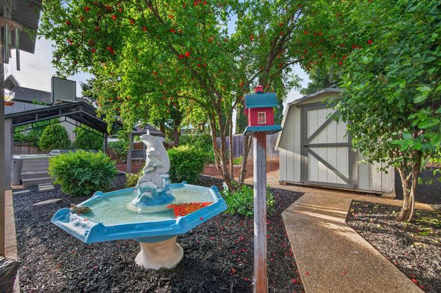 9349 Rolling Glenn Ct, Orangevale, CA 95662