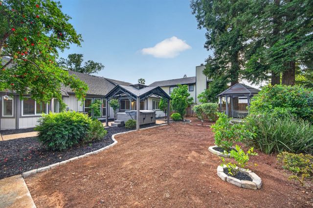 9349 Rolling Glenn Ct, Orangevale, CA 95662