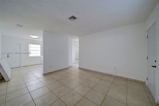 896 E 22nd St 898, Hialeah, FL 33013