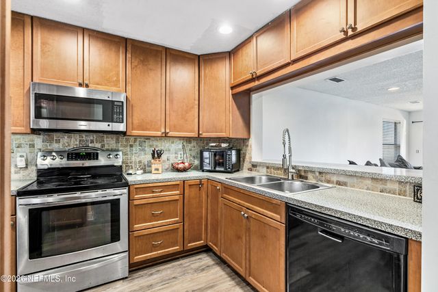 5615 SAN JUAN Avenue 612, Jacksonville, FL 32210