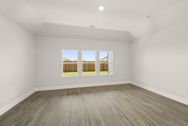 1724 Nesting Robin Lane, Denton, TX 76249