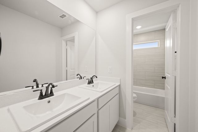 1724 Nesting Robin Lane, Denton, TX 76249