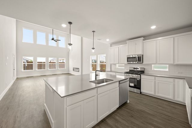 1724 Nesting Robin Lane, Denton, TX 76249