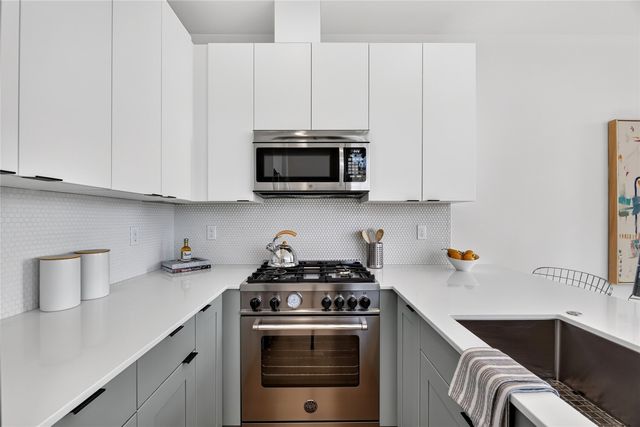 3068 NW 65th Street, Seattle, WA 98107