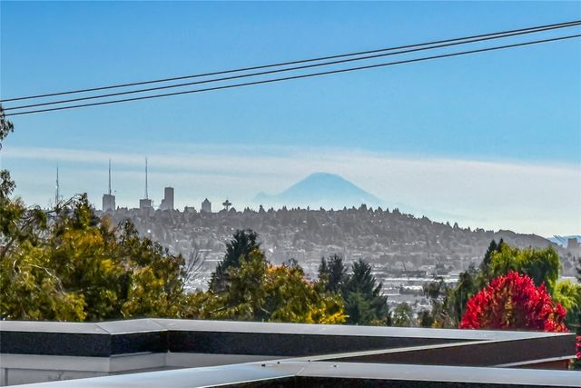 3068 NW 65th Street, Seattle, WA 98107
