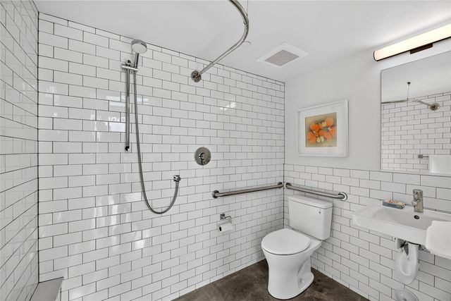 3068 NW 65th Street, Seattle, WA 98107