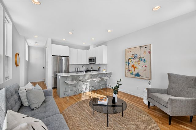 3068 NW 65th Street, Seattle, WA 98107