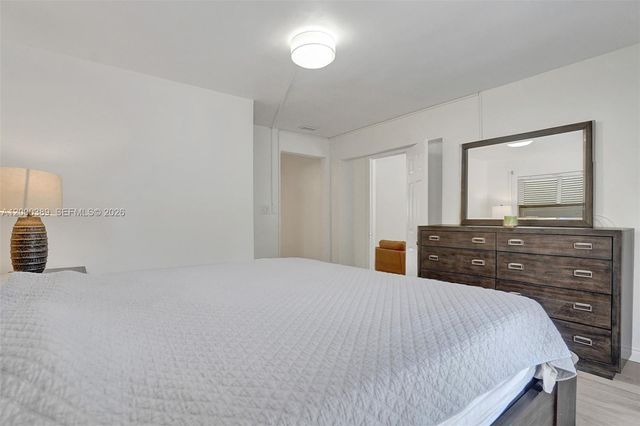 1116 Hollywood Blvd, Hollywood, FL 33019