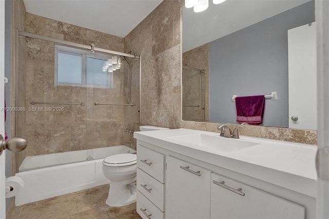 1116 Hollywood Blvd, Hollywood, FL 33019