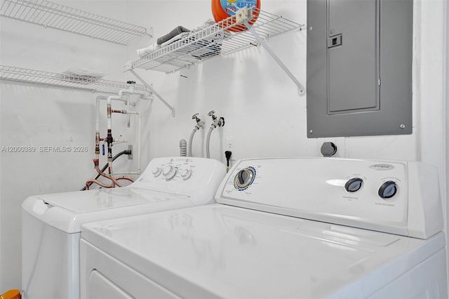 1116 Hollywood Blvd, Hollywood, FL 33019