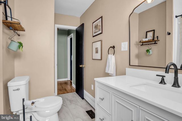 400 BEACON HILL RD, New Cumberland, PA 17070