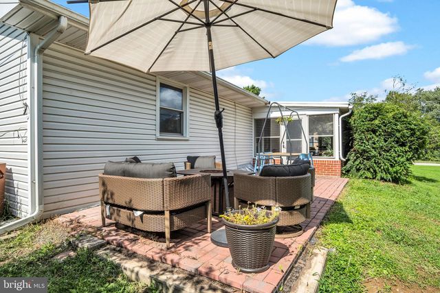 400 BEACON HILL RD, New Cumberland, PA 17070