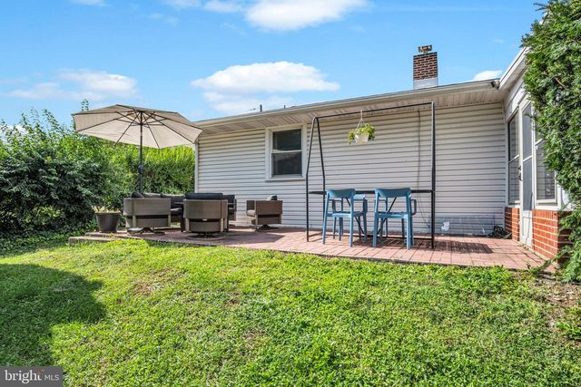 400 BEACON HILL RD, New Cumberland, PA 17070