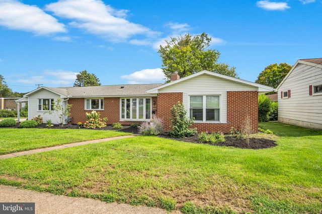 400 BEACON HILL RD, New Cumberland, PA 17070