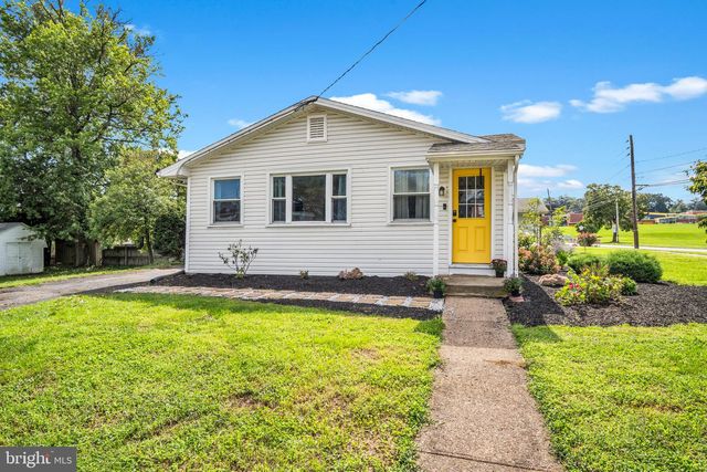 400 BEACON HILL RD, New Cumberland, PA 17070