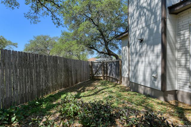 2434 Canyon Rim, San Antonio, TX 78232