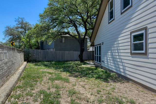 2434 Canyon Rim, San Antonio, TX 78232