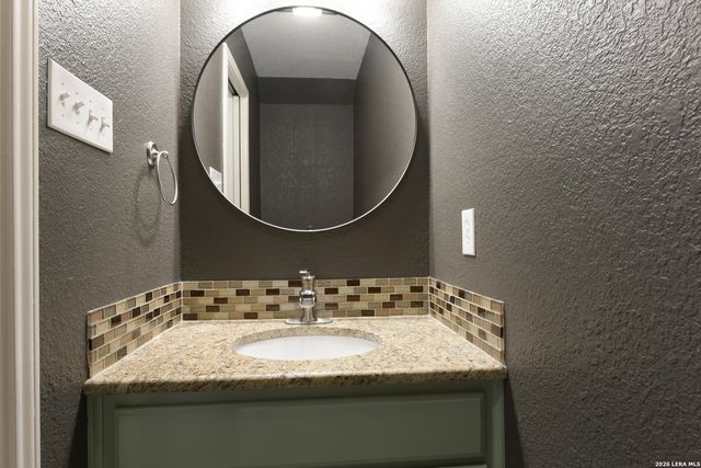 2434 Canyon Rim, San Antonio, TX 78232