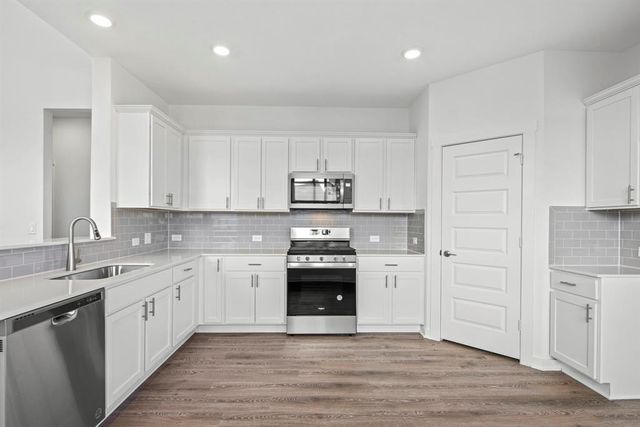 7911 Linda Michelle LN, Austin, TX 78724