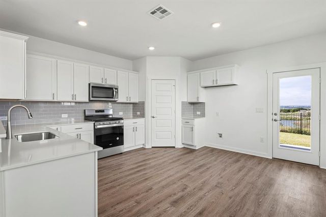 7911 Linda Michelle LN, Austin, TX 78724
