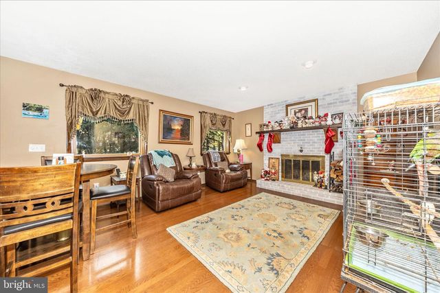 11738 MEADOWLARK AVE, Hagerstown, MD 21742