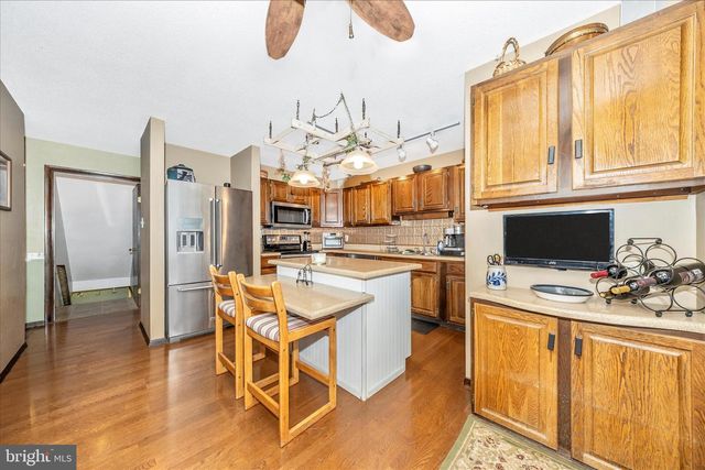 11738 MEADOWLARK AVE, Hagerstown, MD 21742