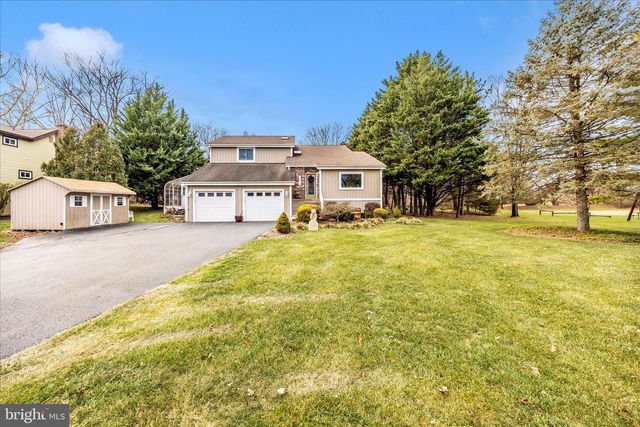 11738 MEADOWLARK AVE, Hagerstown, MD 21742