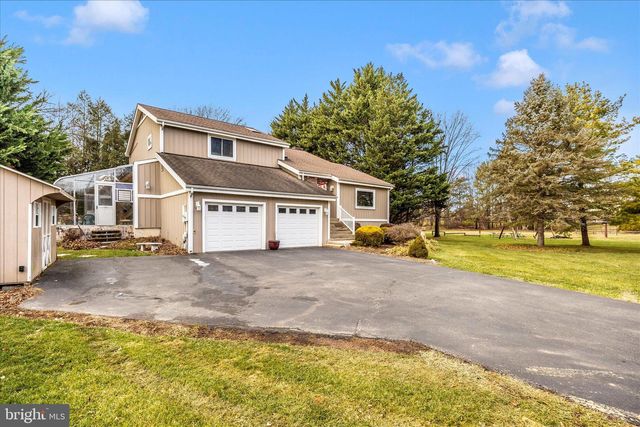 11738 MEADOWLARK AVE, Hagerstown, MD 21742