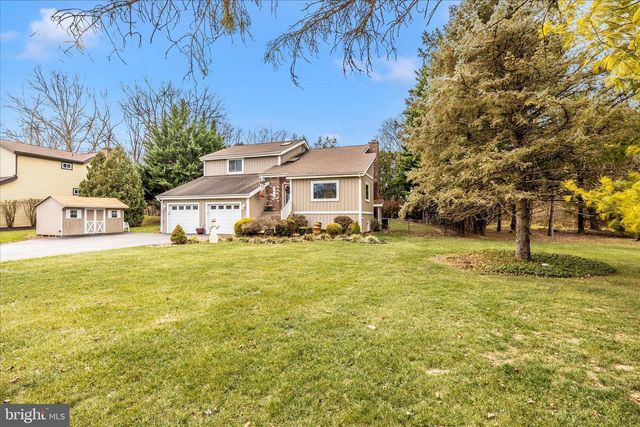 11738 MEADOWLARK AVE, Hagerstown, MD 21742