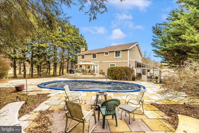 11738 MEADOWLARK AVE, Hagerstown, MD 21742