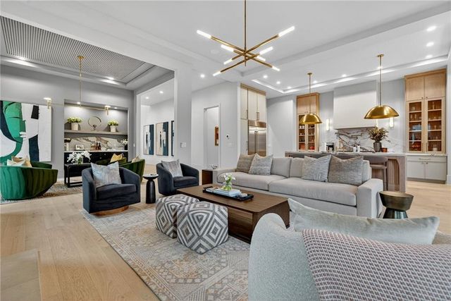 2623 Winding NE Lane, Atlanta, GA 30319