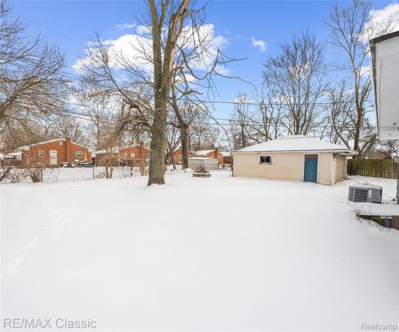 19350 Antago Street, Livonia, MI 48152