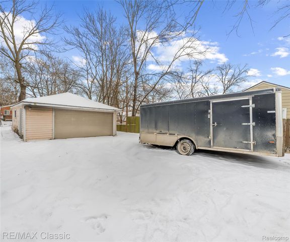 19350 Antago Street, Livonia, MI 48152