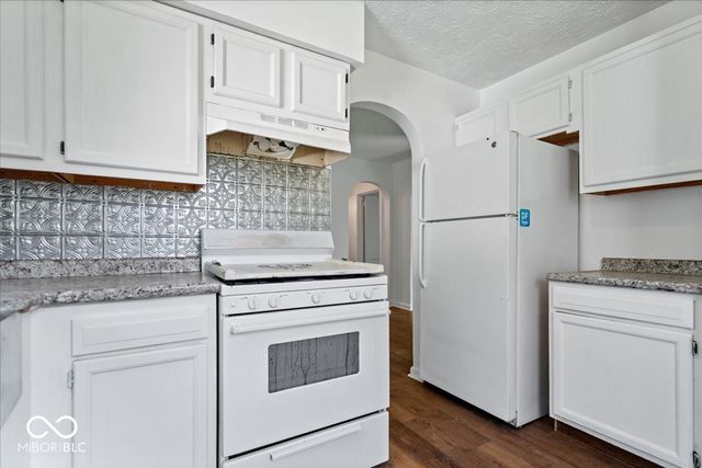 48 Rosemere Avenue, Indianapolis, IN 46229
