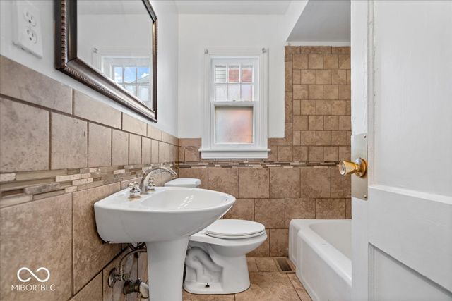 48 Rosemere Avenue, Indianapolis, IN 46229