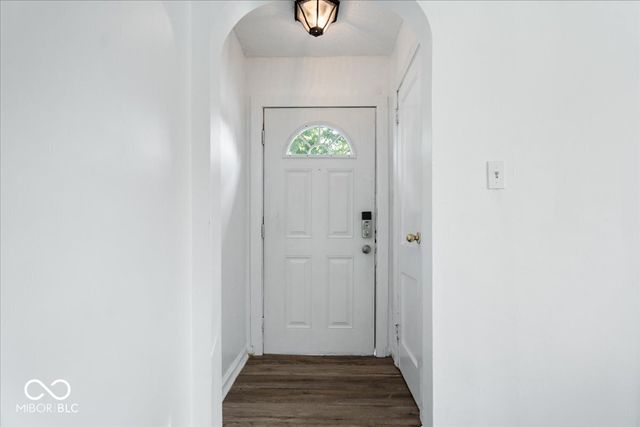 48 Rosemere Avenue, Indianapolis, IN 46229