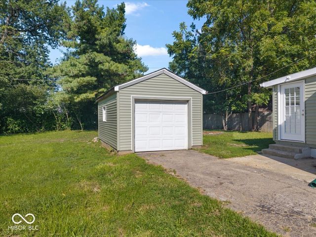 48 Rosemere Avenue, Indianapolis, IN 46229