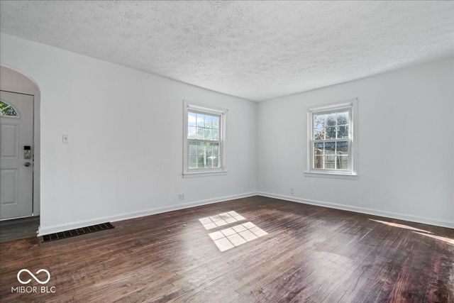 48 Rosemere Avenue, Indianapolis, IN 46229