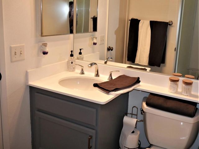 78347 Scarlet Court, La Quinta, CA 92253