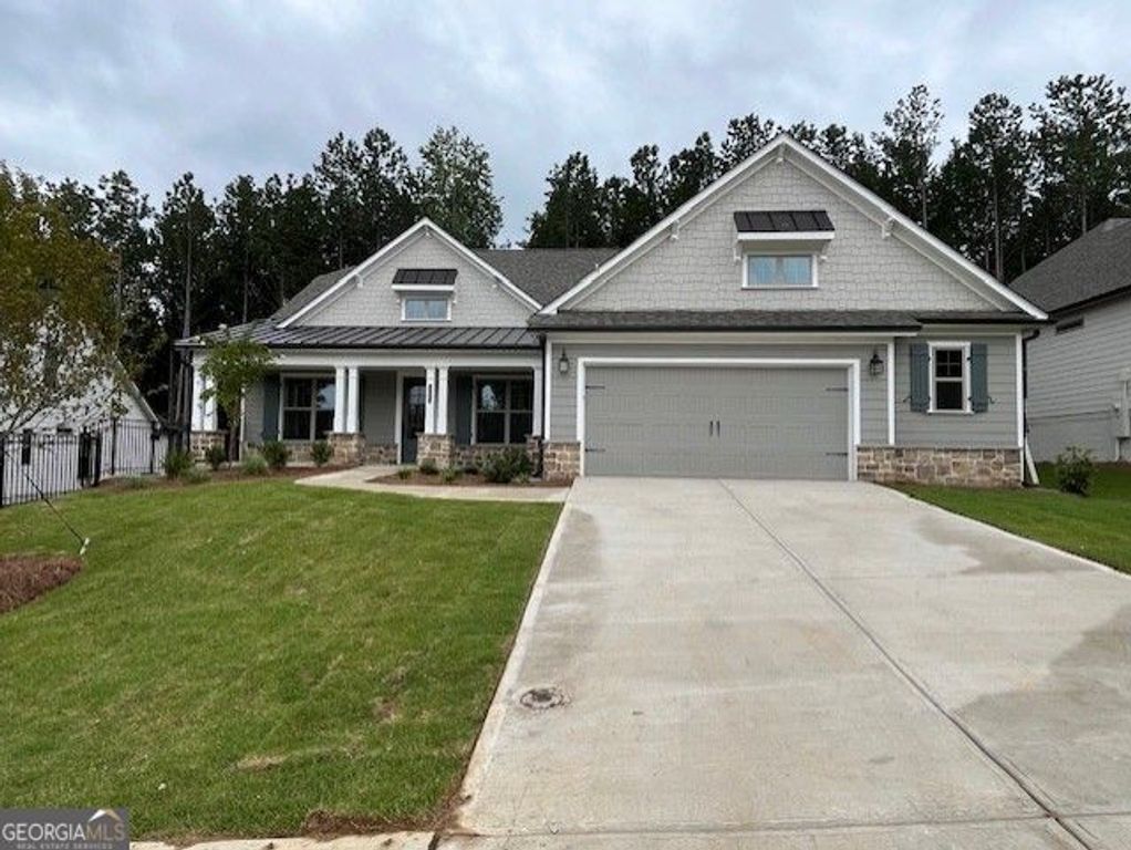 609 Highgrove Circle, Canton, GA 30115