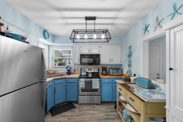 4301 Alicia Ct., North Myrtle Beach, SC 29582