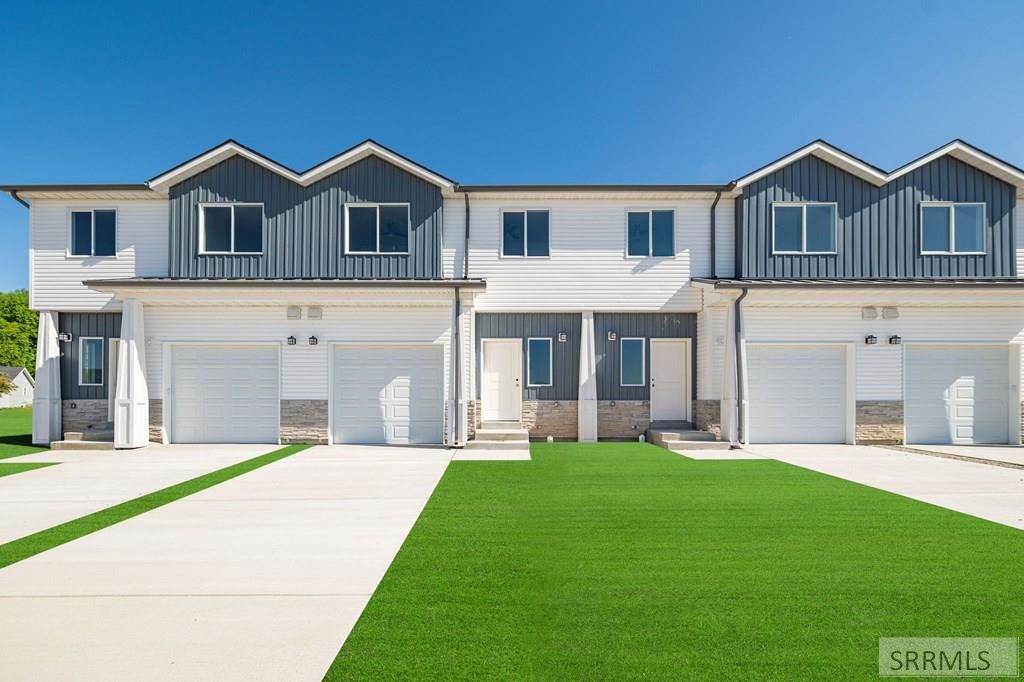 Image 2 of property listing at 811 E Highland Way # 2, Soda Springs, ID 83276