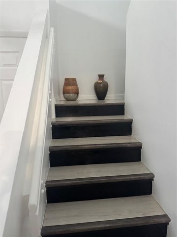 593 Bedford Avenue, Weston, FL 33326