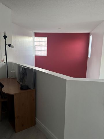 593 Bedford Avenue, Weston, FL 33326