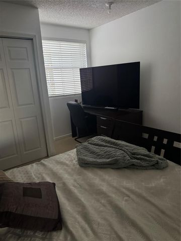 593 Bedford Avenue, Weston, FL 33326