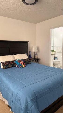 593 Bedford Avenue, Weston, FL 33326