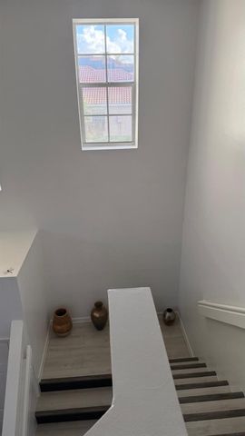 593 Bedford Avenue, Weston, FL 33326