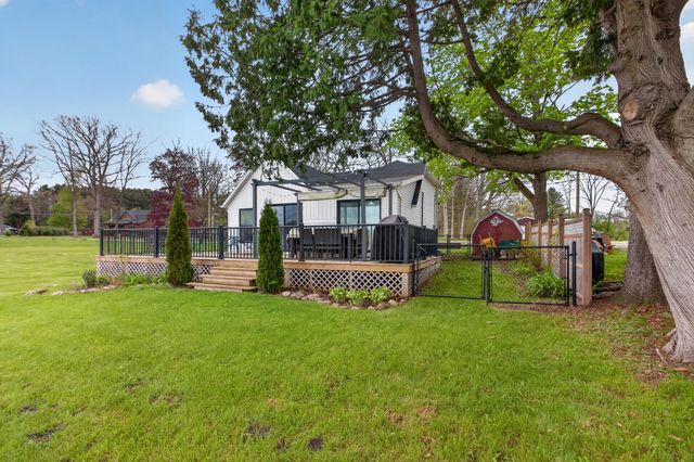 622 Swains Lake Drive, Concord, MI 49237