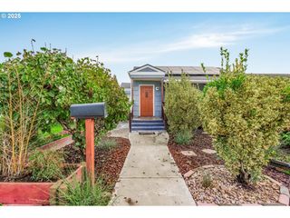 324 28TH Ave, Longview, WA 98632